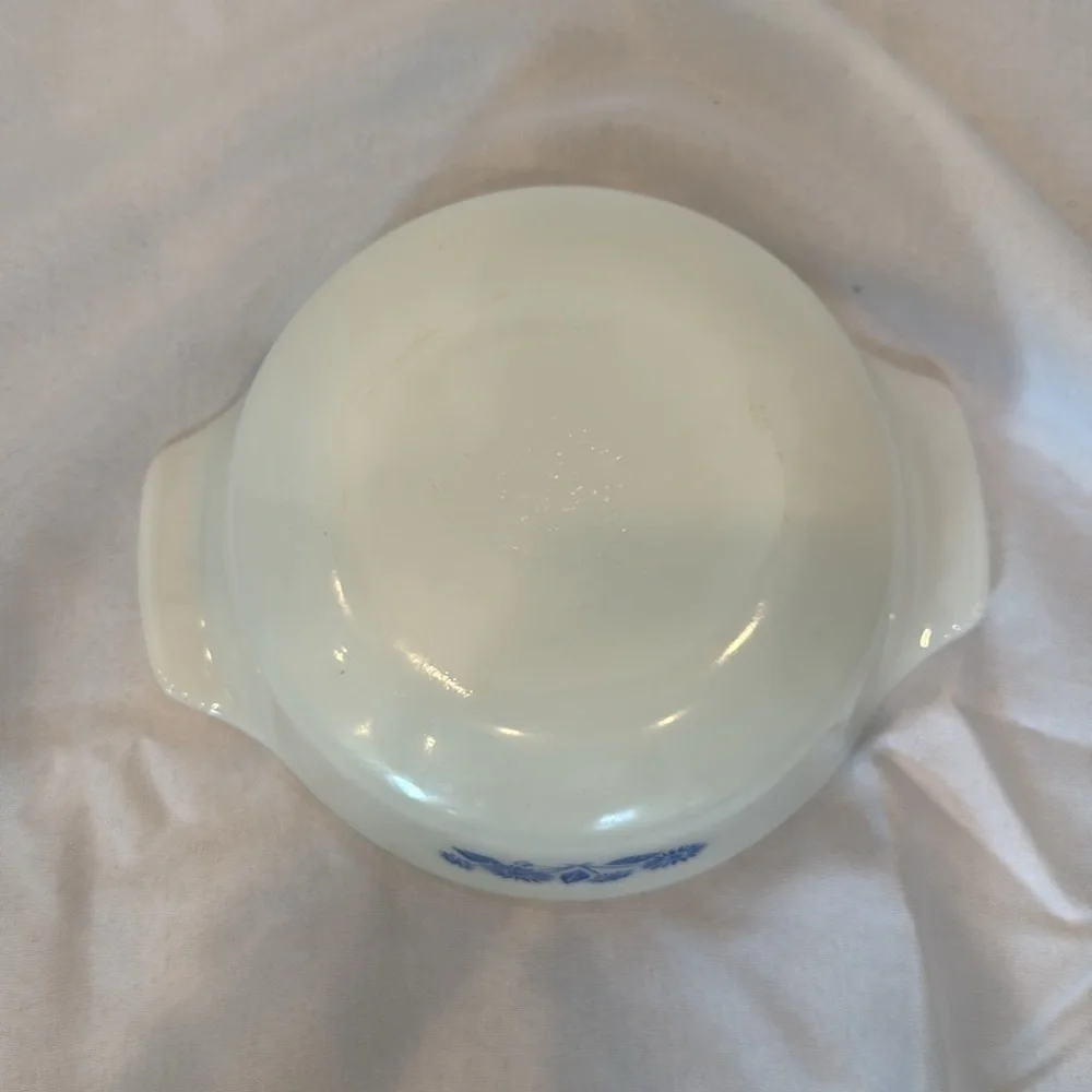Vintage Anchor Hocking Fire King Blue Floral Bowl, 1 Quart
